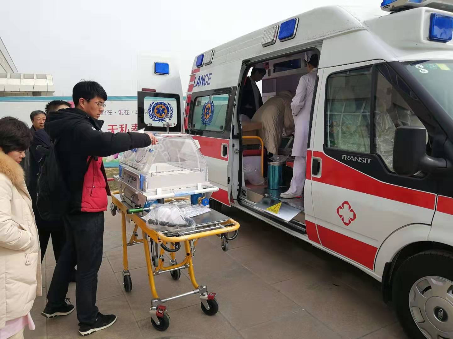 甘南救护车转院